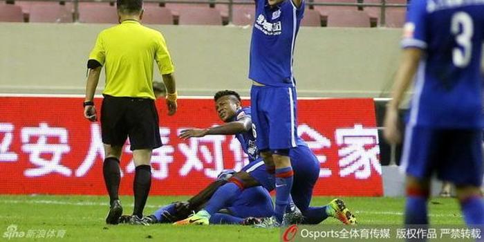  多特蒙德核心重伤缺阵三月  