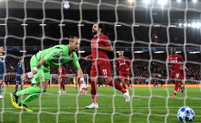  利物浦高空轰炸奏效，安菲尔德球场头球三连击