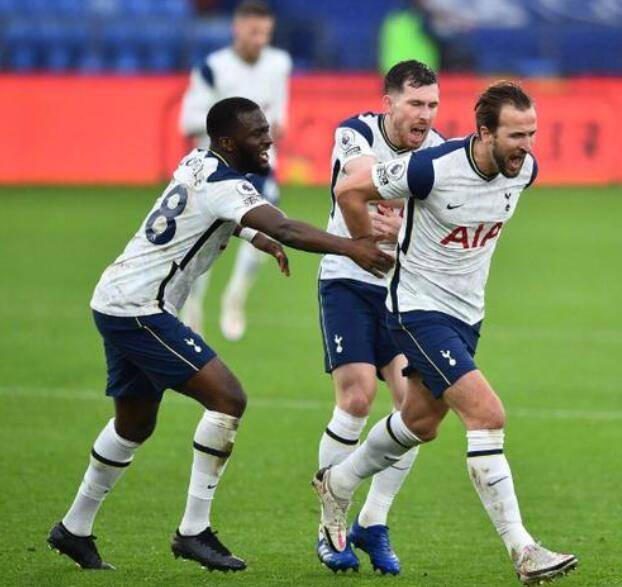  孙兴慜独造三球立功，热刺主场完胜水晶宫止颓